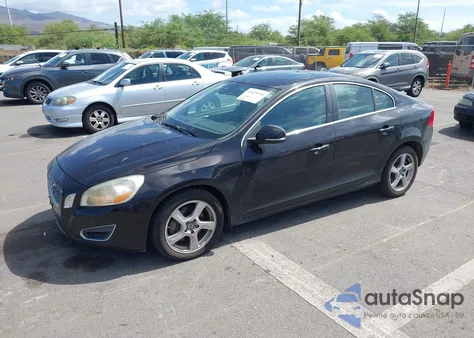 2013 Volvo S60 T5 from USA, damaged, VIN YV1612FS7D2198429